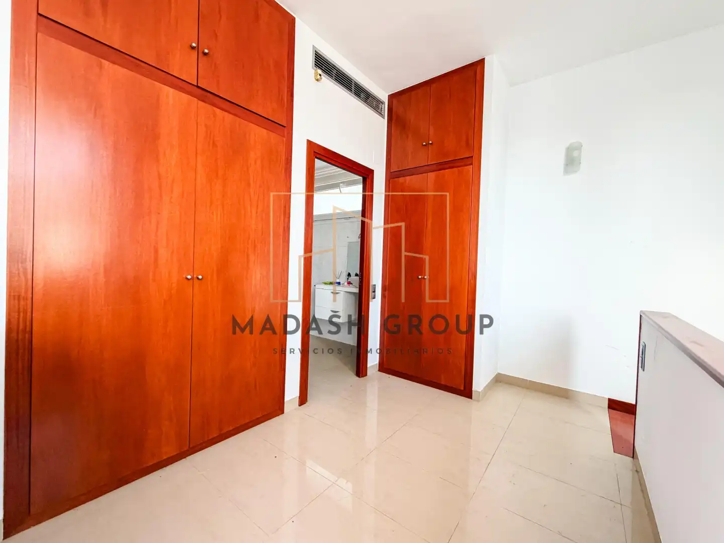 Casa con terrazza in vendita a Carrer ROGER, imagen 16