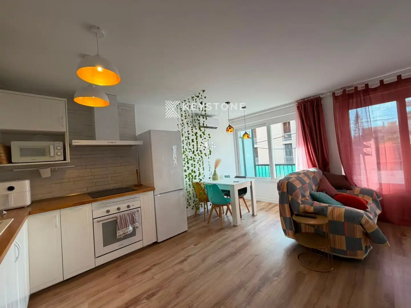 Sala d'estar de Pis de lloguer en  Palma de Mallorca amb Aire condicionat, Terrassa i Moblat