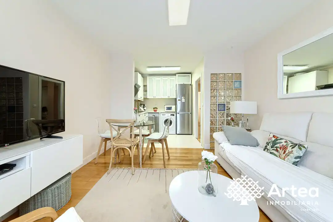 Flat for sale in Zorrotza