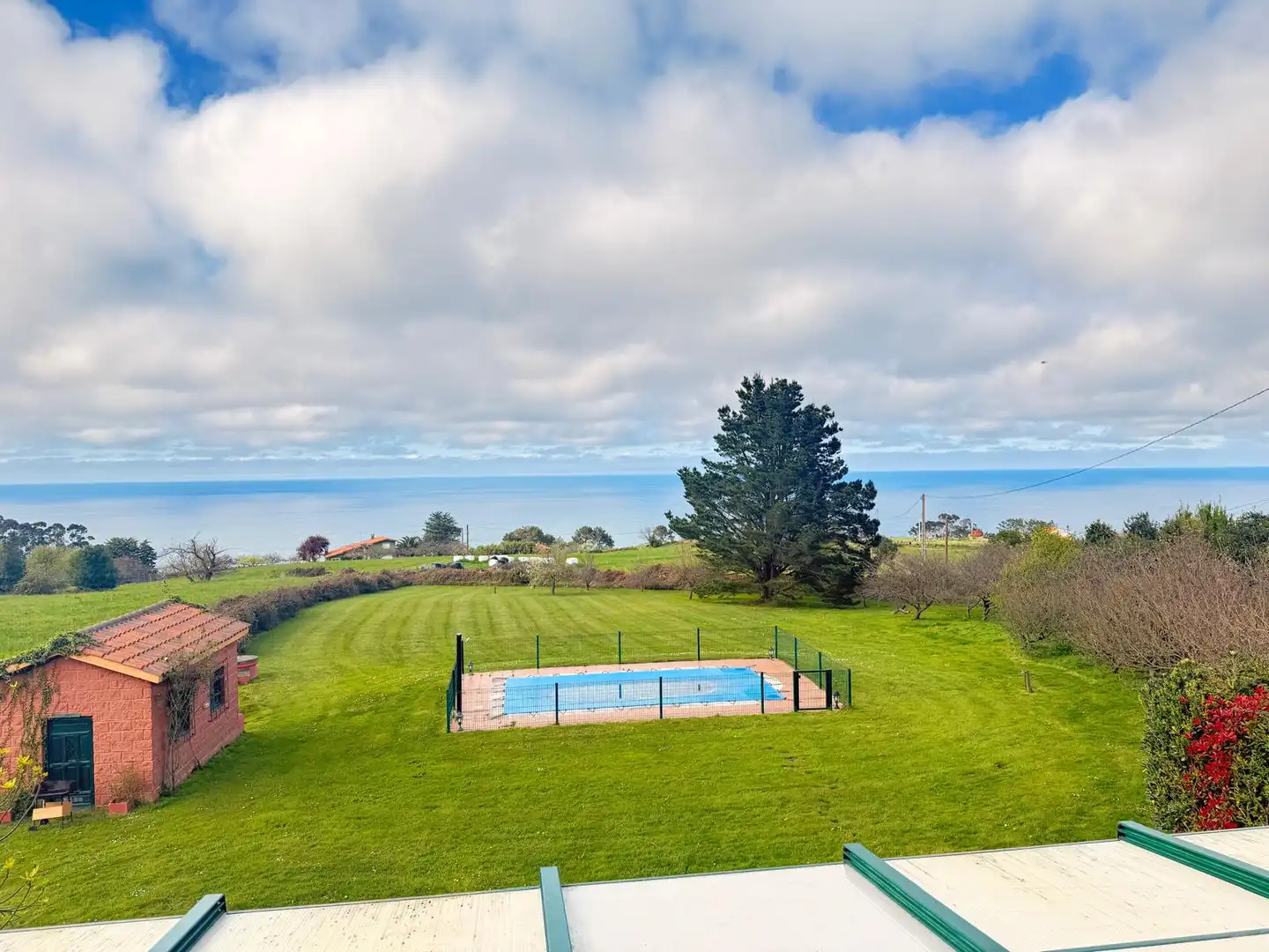 Piscina de Casa o chalet en venta en Villaviciosa con Calefacción, Jardín privado y Terraza