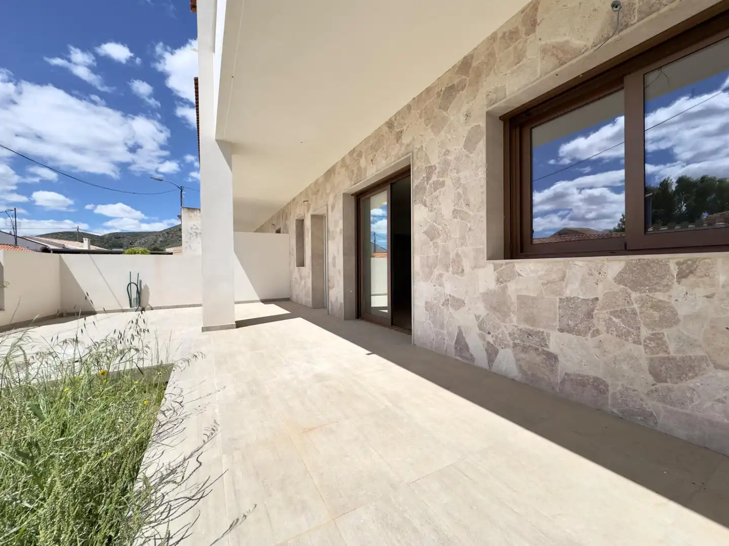 Ground floor with garden for sale in Calle Calle Nueva Canalosa
