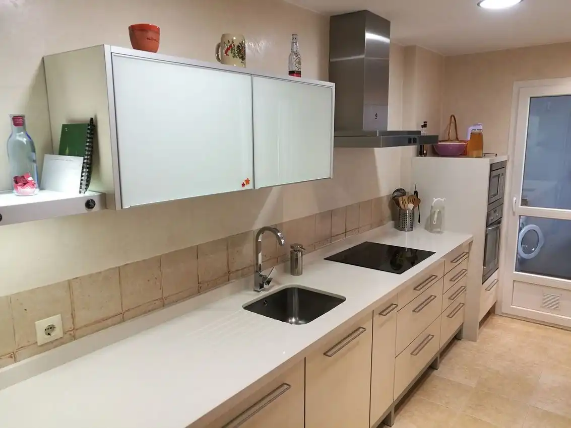 Cocina de Casa adosada en venta en Alcalá del Río con Aire acondicionado y Trastero