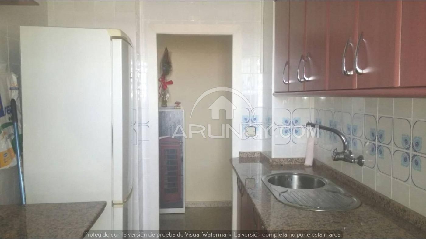 Kitchen of Flat for sale in Alcalá de Guadaira  with Air Conditioner, Terrace and Furnished