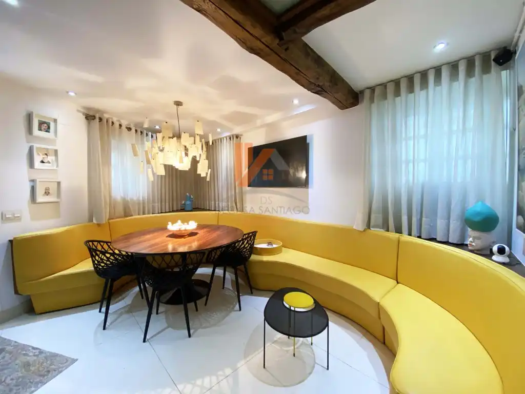 Dining room of Houses for sale in Santiago de Compostela   with Washing machine