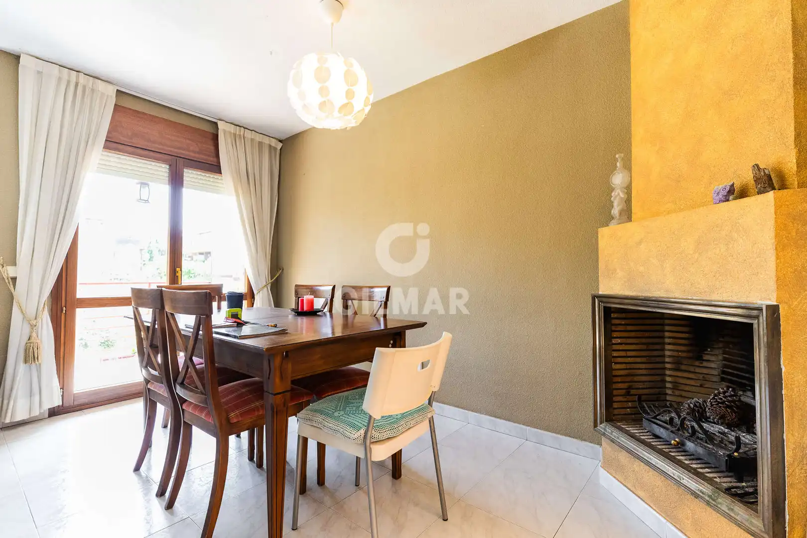 Comedor de Casa adosada en venta en Collado Villalba con Calefacción, Jardín privado y Piscina