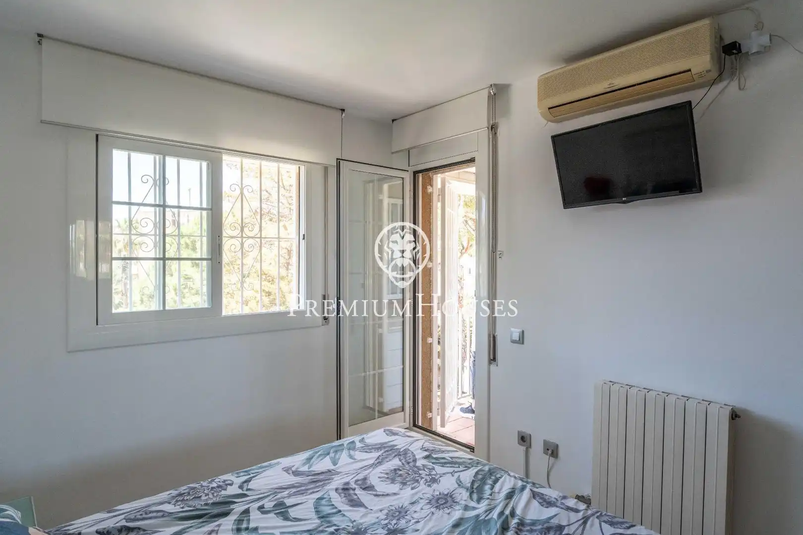 Dormitori de Casa adosada en venda en Sant Pere de Ribes amb Calefacció, Jardí privat i Terrassa