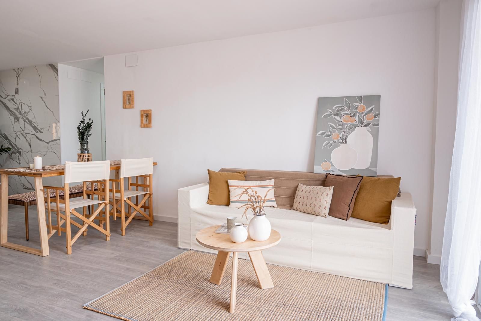 Sala d'estar de Pis en venda en  Valencia Capital amb Aire condicionat, Parquet i Moblat