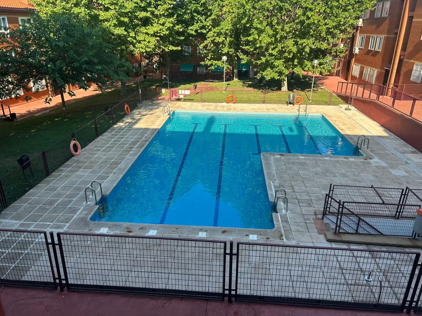 Piscina de Pis en venda en Mejorada del Campo amb Aire condicionat, Calefacció i Parquet