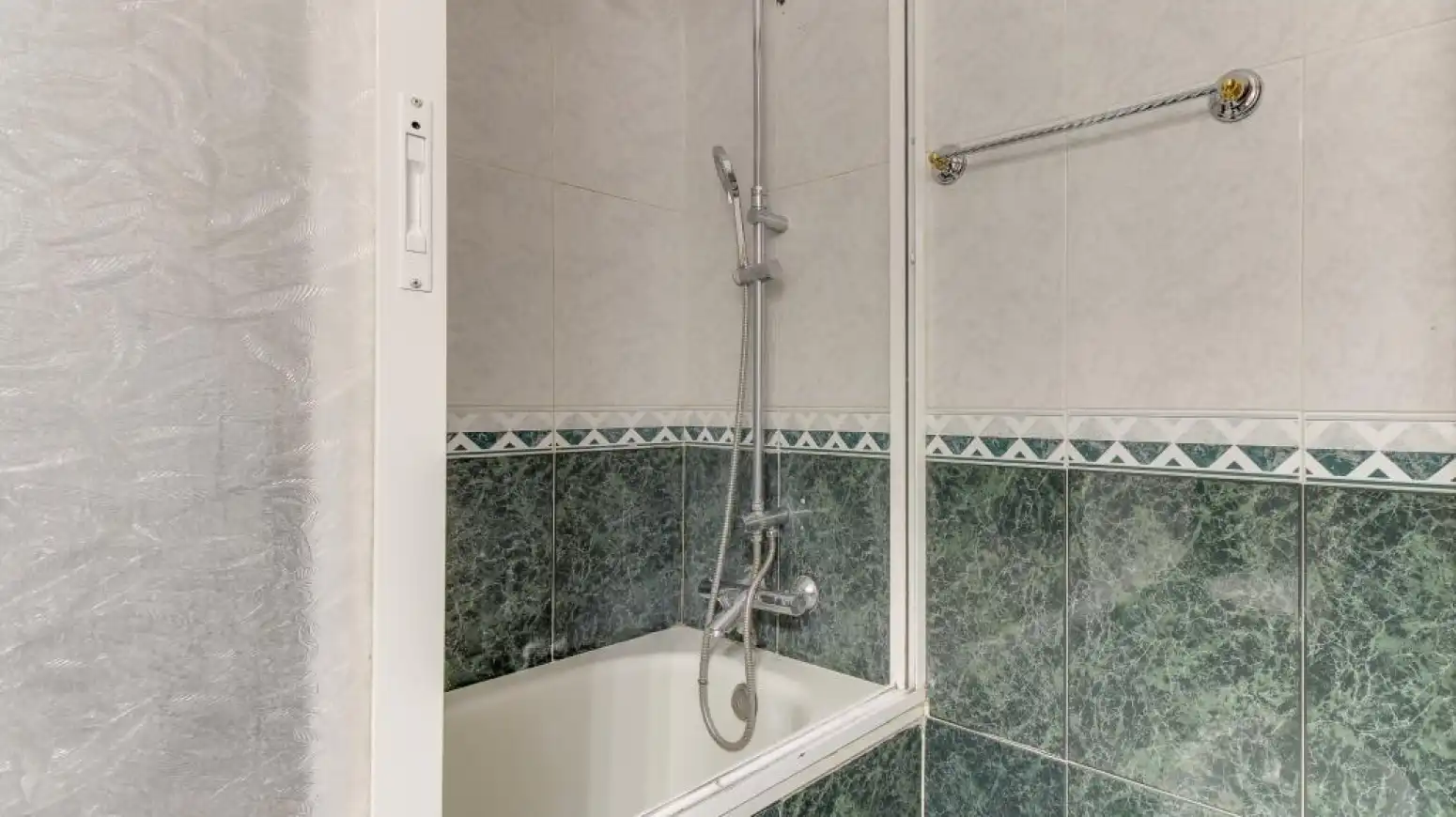 Baño de Casa o chalet en venta en Cabrerizos con Calefacción, Jardín privado y Parquet