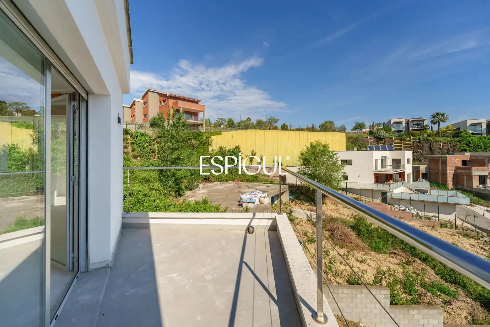 Terrassa de Casa o xalet en venda en Sant Esteve Sesrovires amb Aire condicionat, Calefacció i Traster