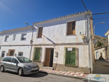 House for sale in Cantoria