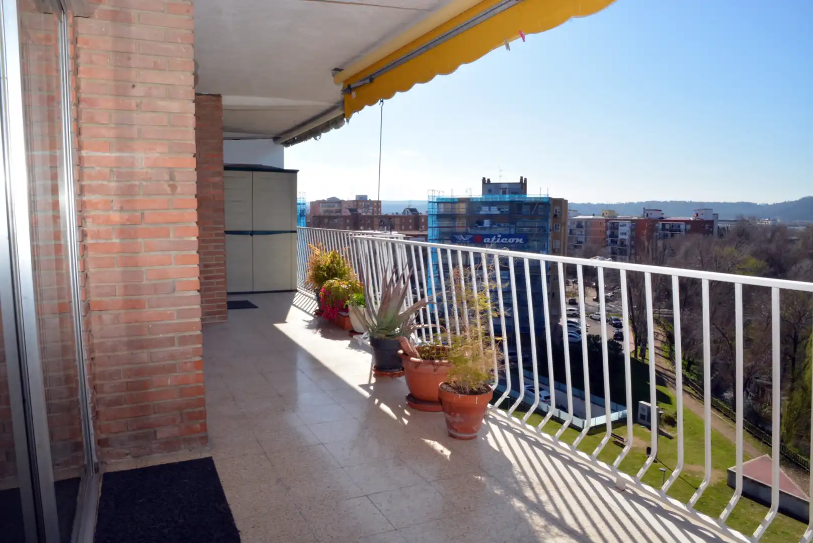 Terrassa de Pis en venda en Alcalá de Henares amb Calefacció, Terrassa i Piscina