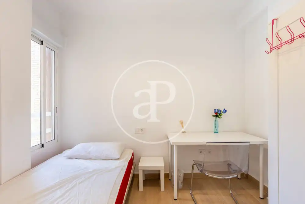 Bedroom of Flat for rent in Valencia  with Air Conditioner, Heating and Furnished