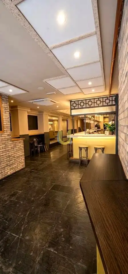 Local comercial de lloguer a Barrio de Salamanca