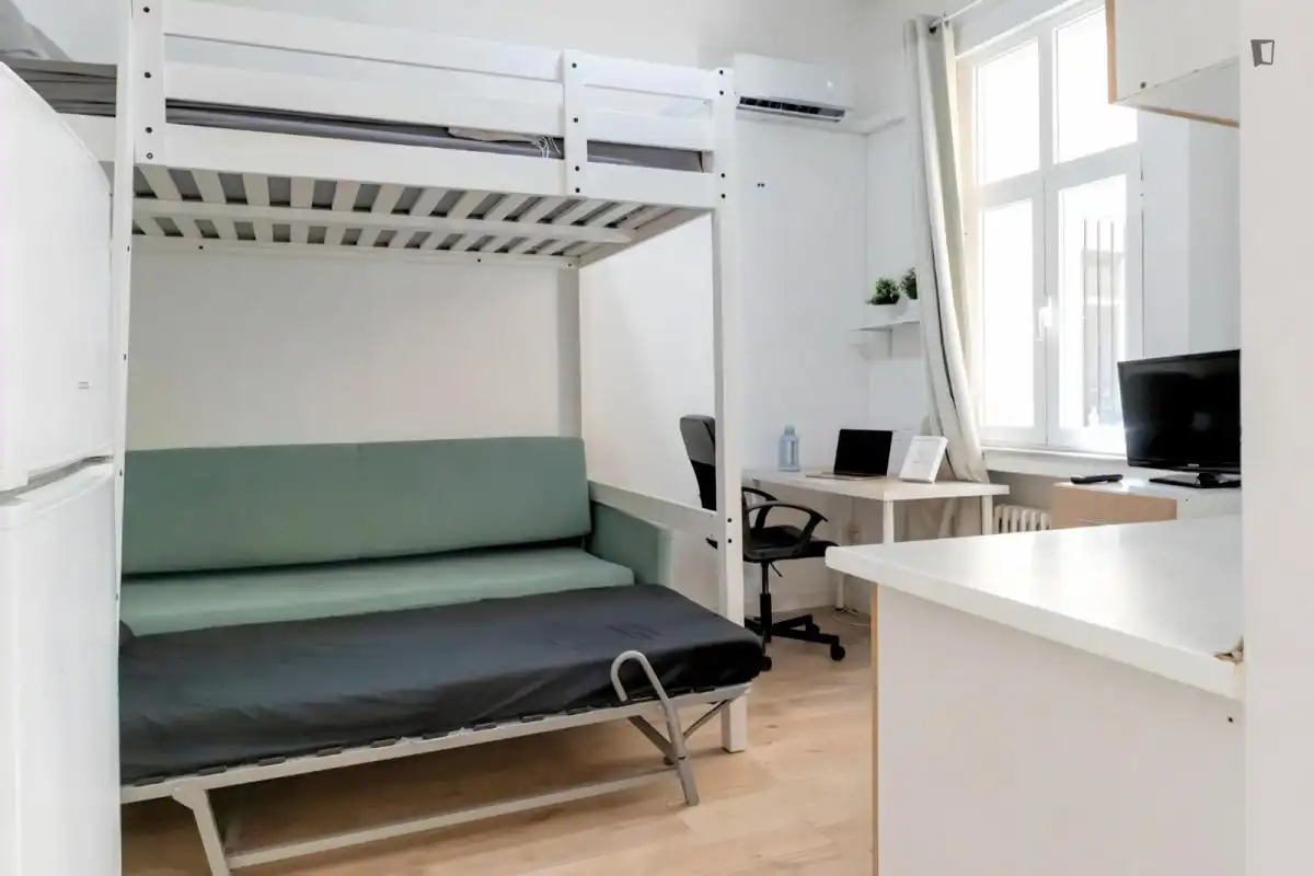 Study for rent in Argüelles