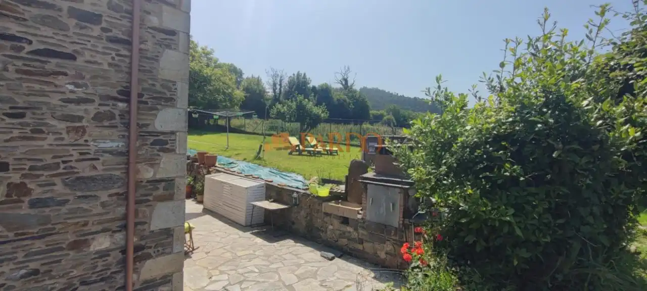 Jardí de Finca rústica en venda en Valdoviño amb Calefacció, Jardí privat i Terrassa