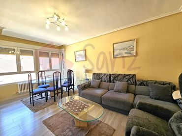 Piso con ascensor en venta en Calle Guillén de Brocar