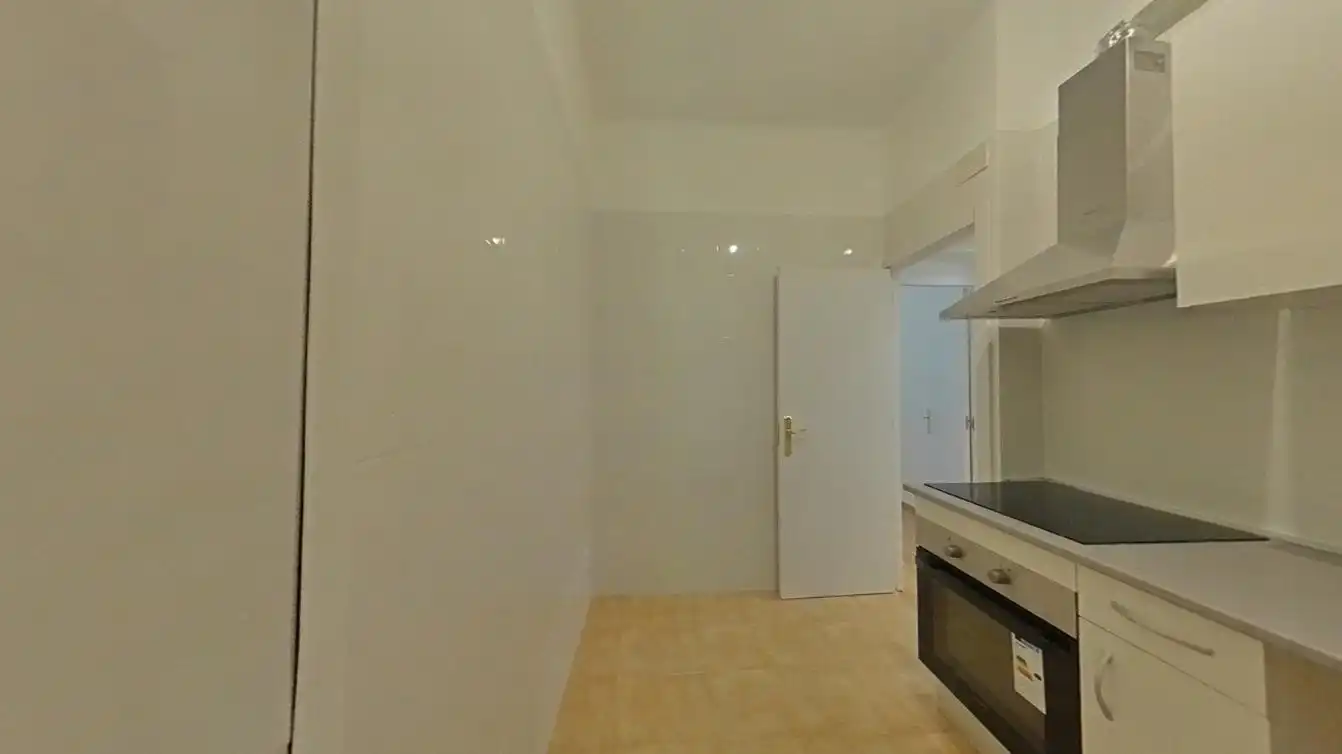 Cocina de Piso en venta en Madrid con Horno