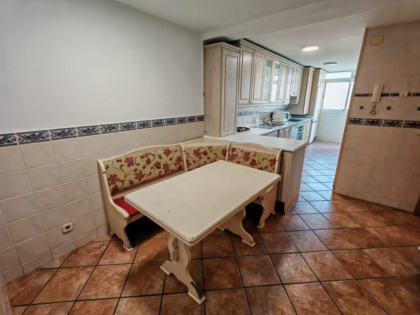 Kitchen of Flat for sale in Móstoles  with Heating, Parquet flooring and Terrace