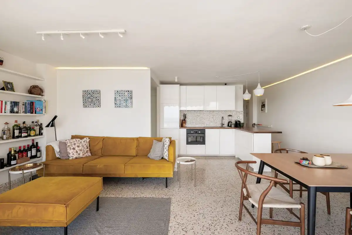 Sala de estar de Apartamento en venta en Torremolinos con Aire acondicionado, Terraza y Piscina comunitaria