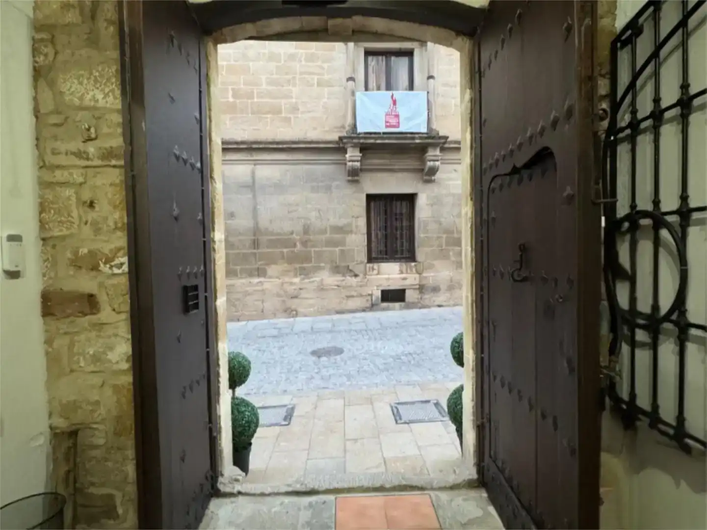 Ground floor for rent in Úbeda  with Air Conditioner