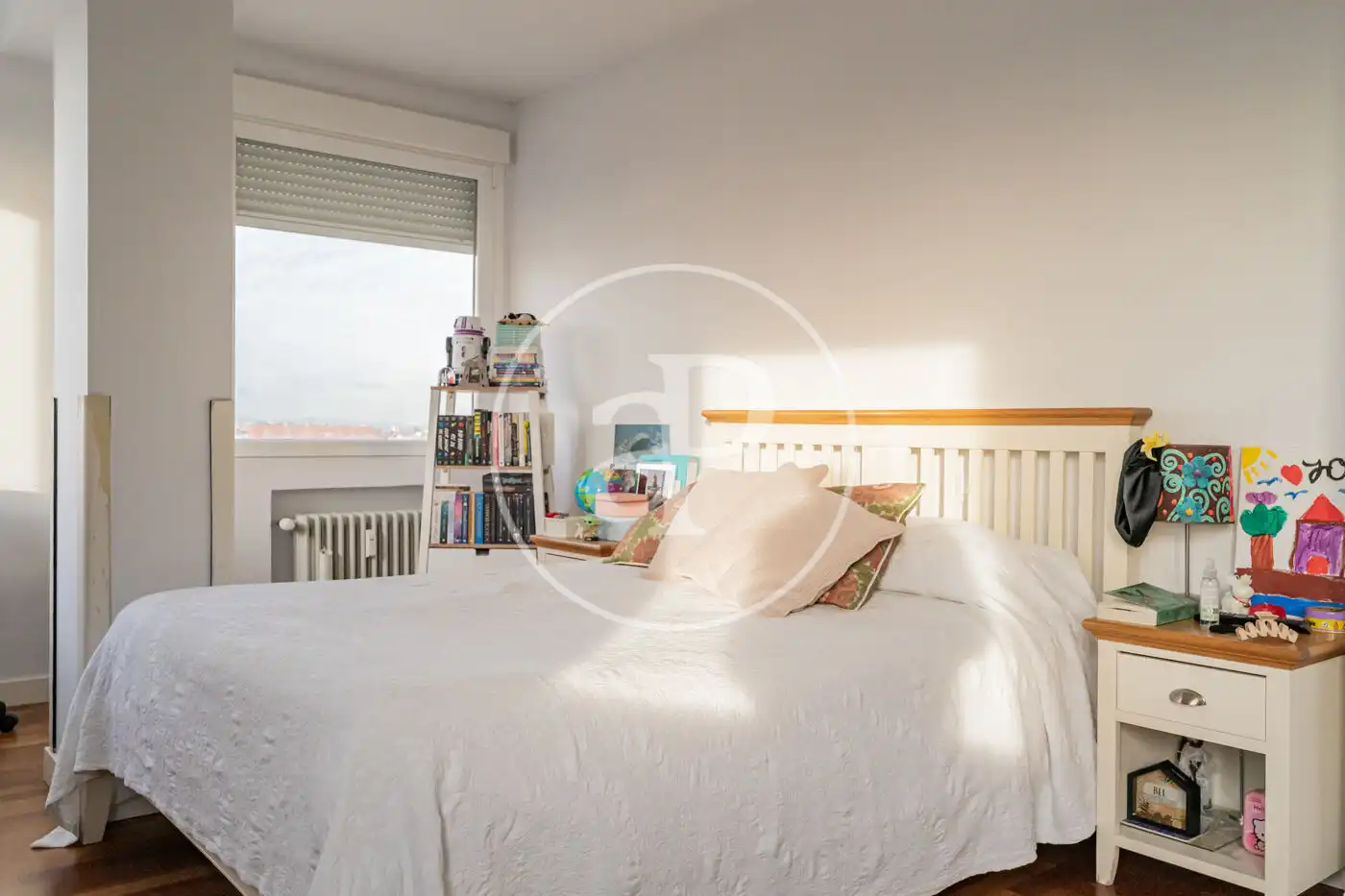 Schlafzimmer von Wohnung zum Verkauf in Madrid mit Klimaanlage und Heizung
