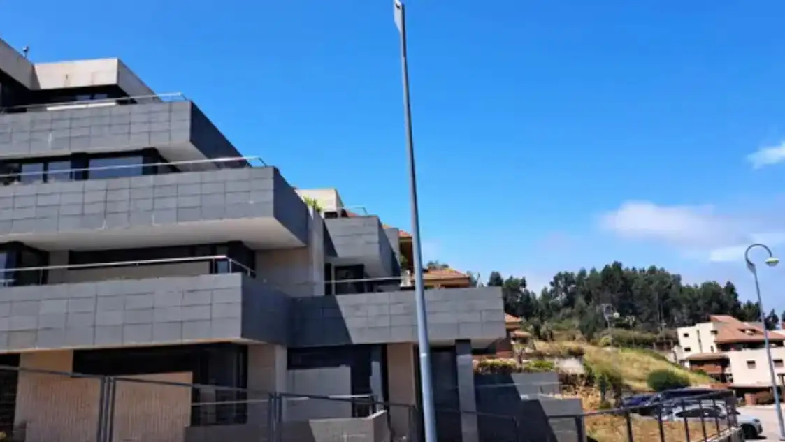 Vista exterior de Pis en venda en Baiona amb Terrassa i Traster