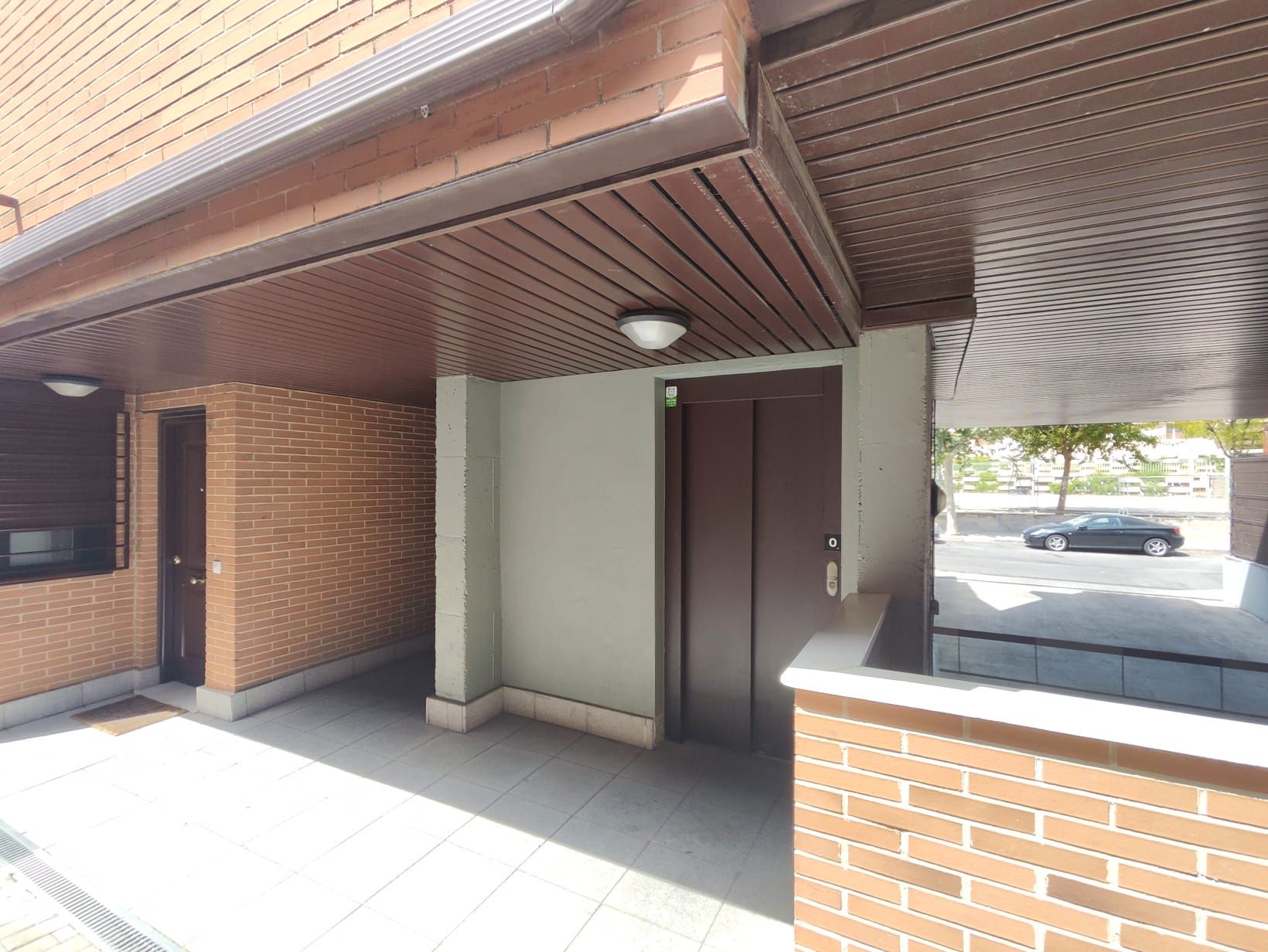 Maisonette miete in Sevilla la Nueva mit Klimaanlage, Heizung und Parkett