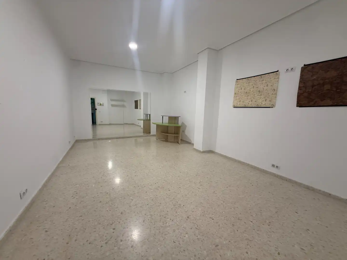 Local de lloguer en Huelva amb Aire condicionat i Calefacció
