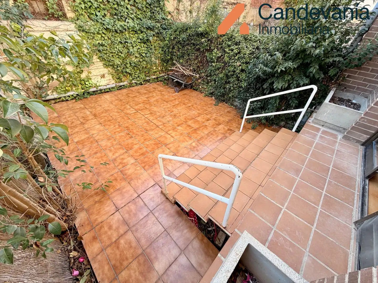 Terrace of Detached homes for sale in Villanueva de Gállego  with Heating, Storage room and Community pool