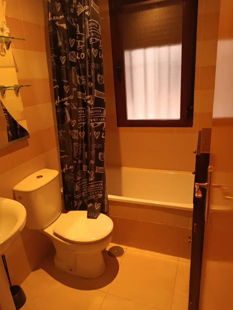 Flat with lift for sale in Yuncler, imagen 2