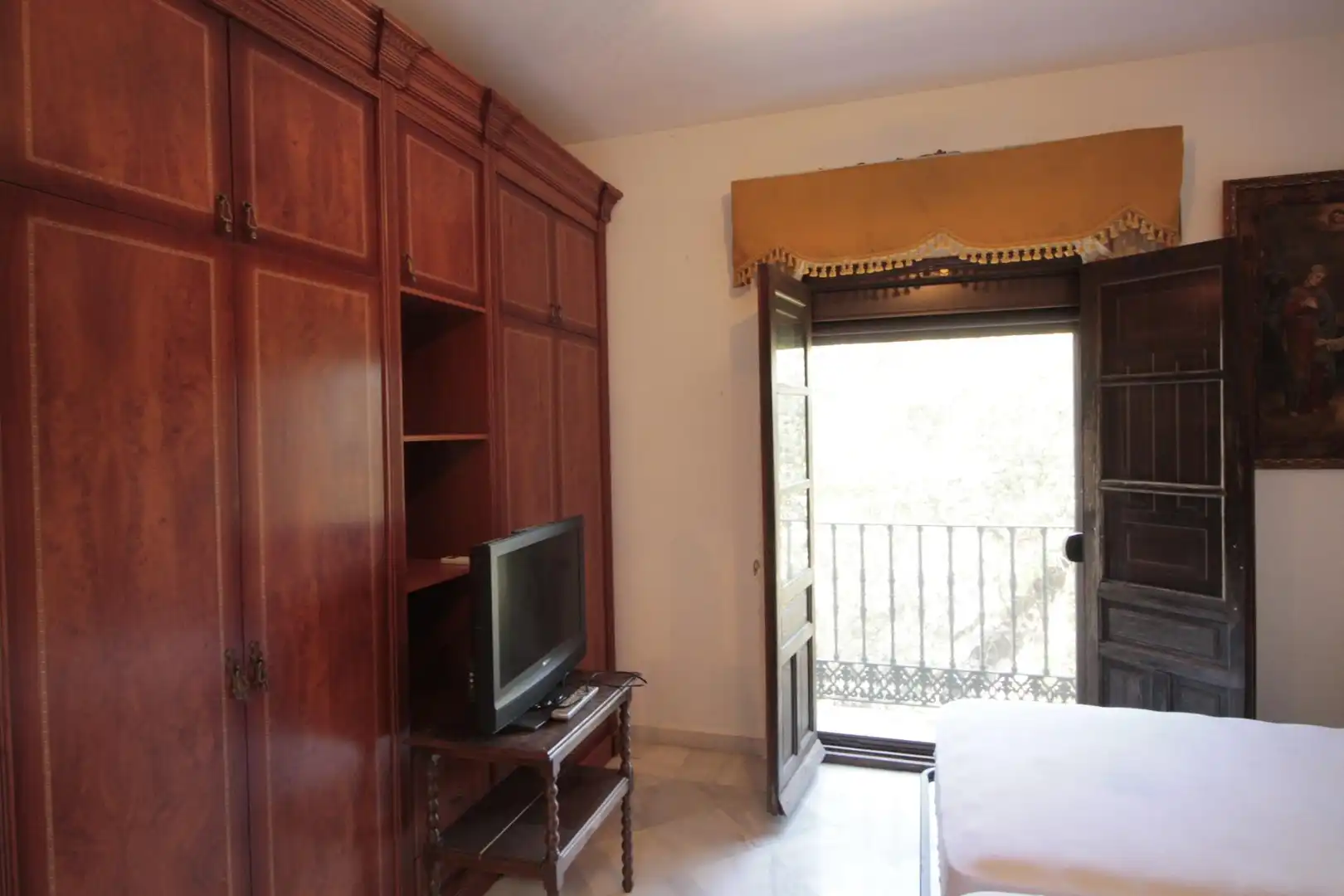 Habitación de Casa o chalet en venta en El Castillo de las Guardas con Jardín privado, Trastero y Piscina