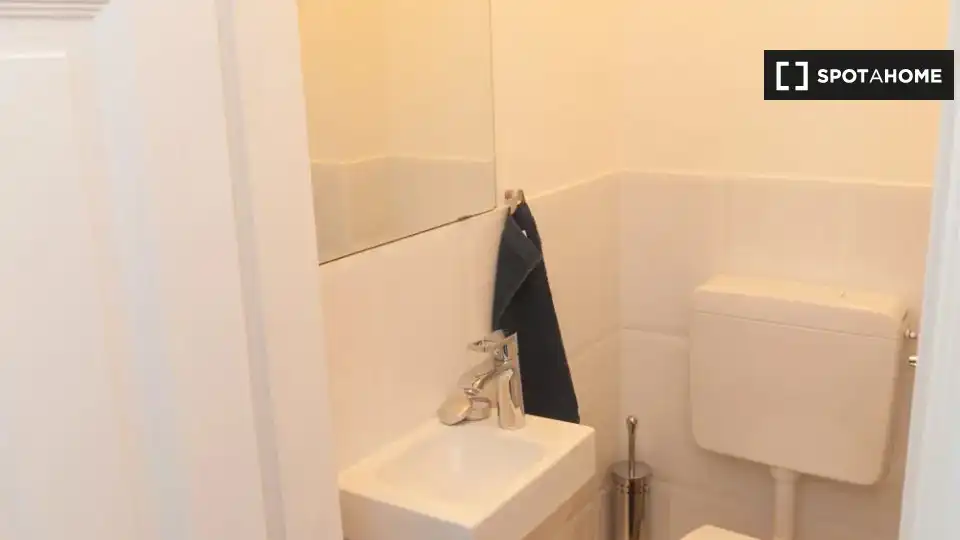 Baño de Apartamento para compartir en Monesma y Cajigar con Aire acondicionado, Terraza y Amueblado