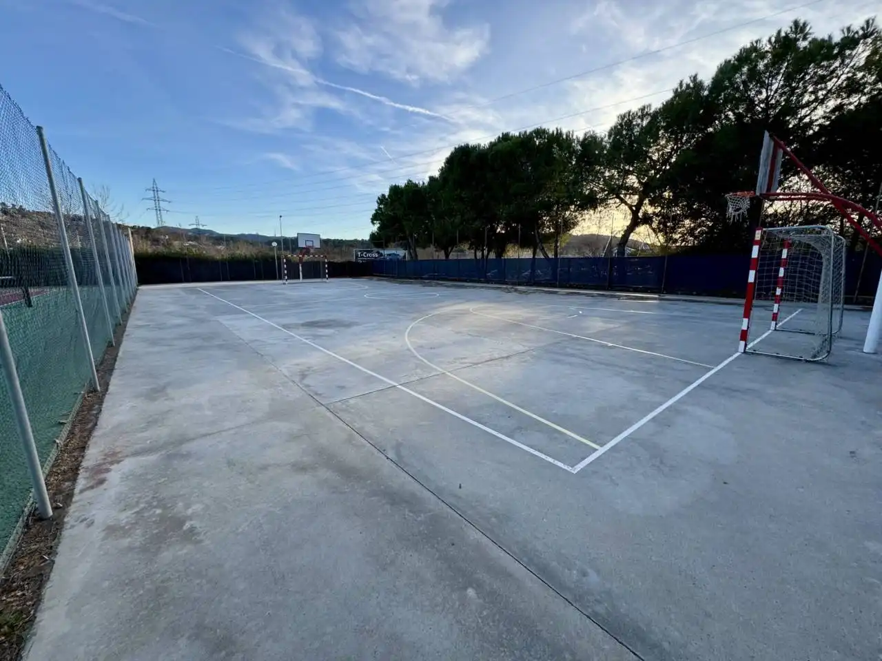 Parking of Houses for sale in Cerdanyola del Vallès  with Air Conditioner, Heating and Private garden