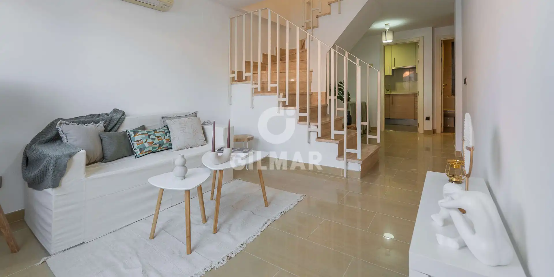 Living room of Attic for sale in Madrid  with Heating, Private garden and Storage room