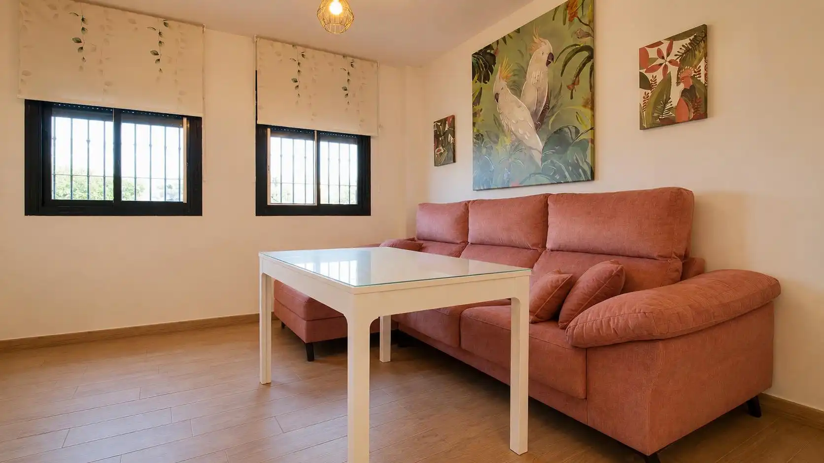 Sala d'estar de Casa adosada en venda en Alhendín amb Jardí privat i Terrassa