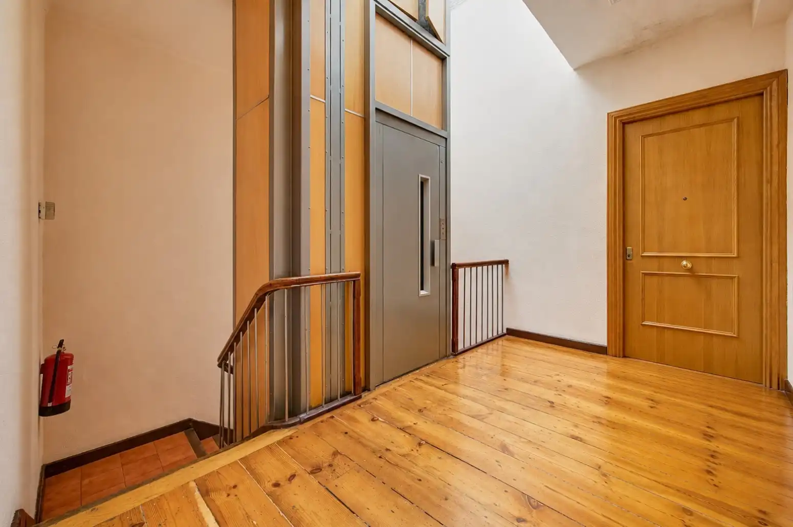 Wohnung zum Verkauf in  Pamplona / Iruña mit Heizung und Parkett