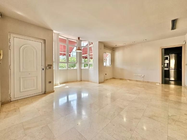 Sala de estar de Casa o chalet en venta en Gandia con Aire acondicionado, Terraza y Balcón