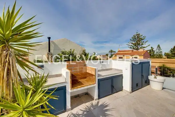 Terraza de Finca rústica en venta en Torrevieja con Aire acondicionado, Calefacción y Jardín privado