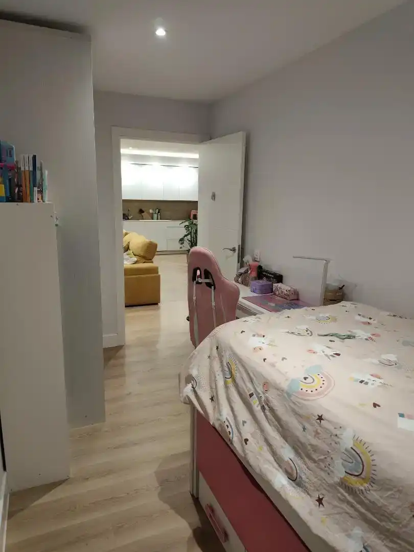 Bedroom of Flat for sale in Fuencarral - El Pardo