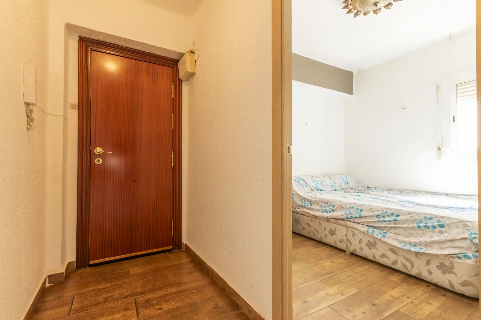 Habitación de Piso en venta en Valencia con Aire acondicionado