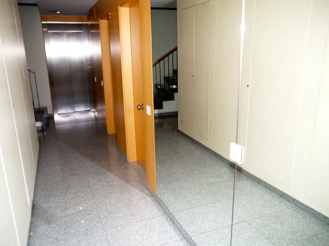 Ground floor for rent in Ponent