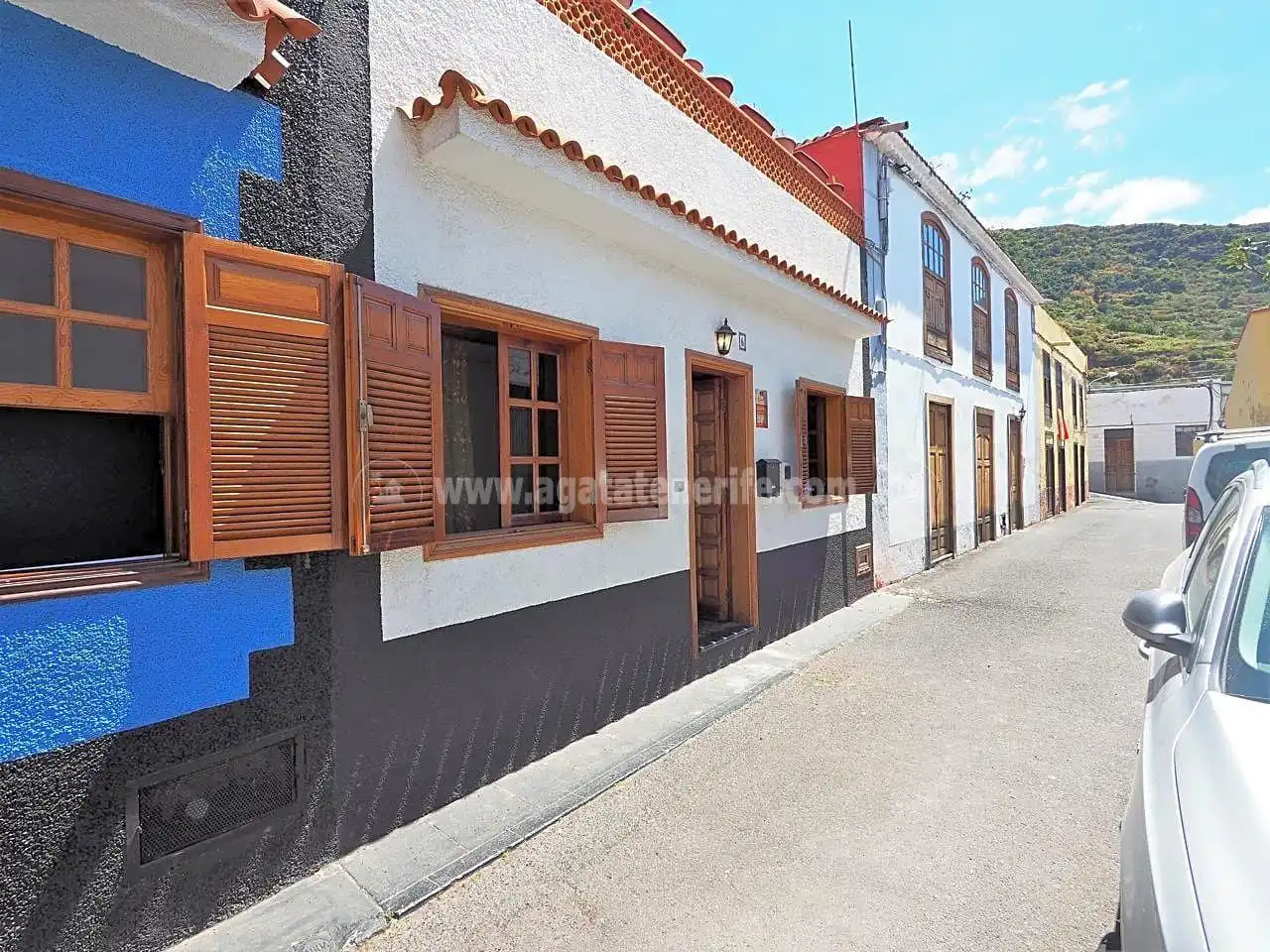 Vista exterior de Casa adosada en venda en Icod de los Vinos amb Terrassa