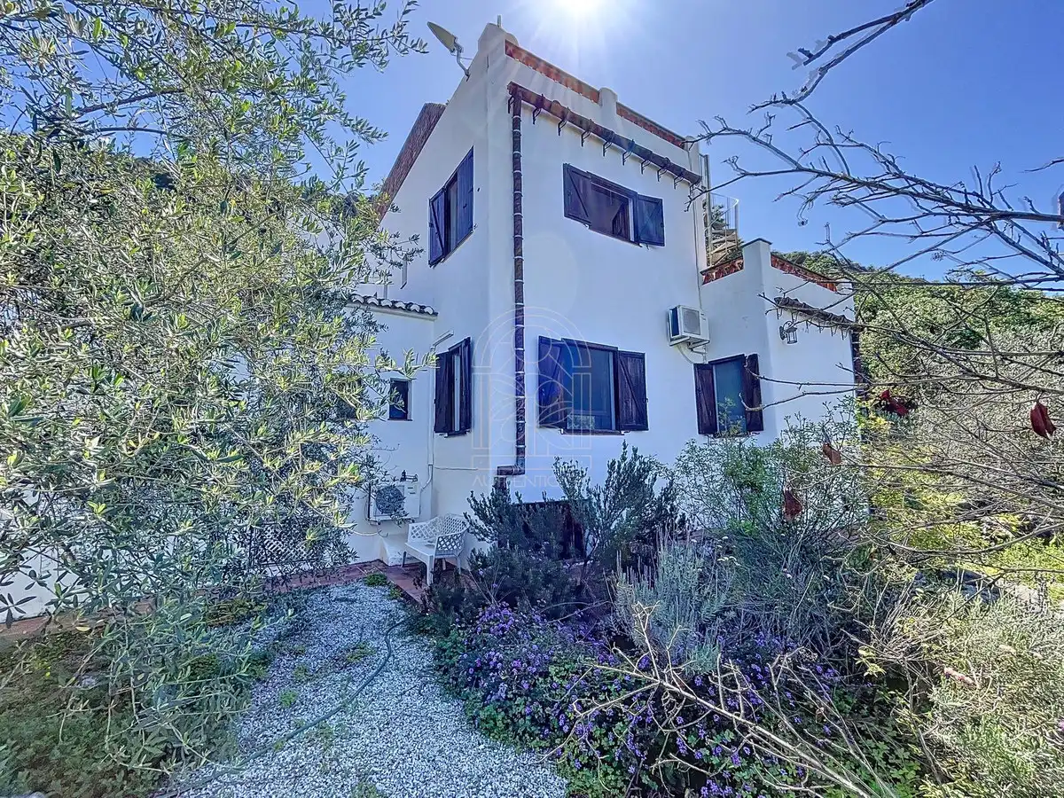 Vista exterior de Finca rústica en venta en Comares con Aire acondicionado, Jardín privado y Terraza