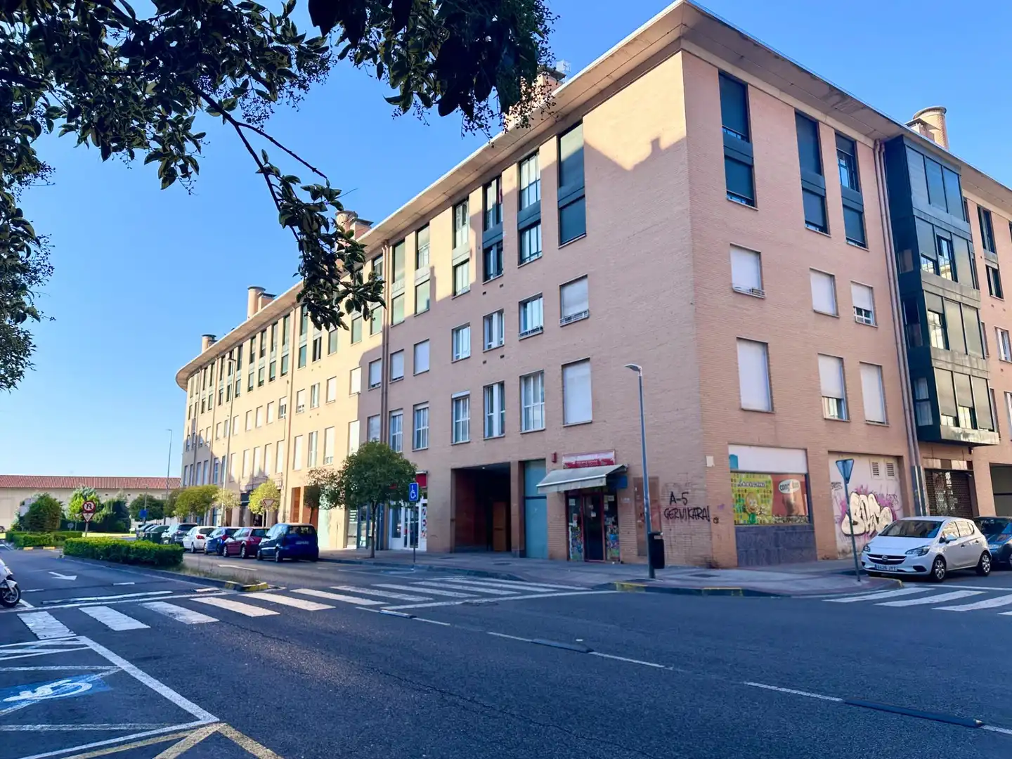 Vista exterior de Piso en venta en Ansoáin / Antsoain con Calefacción, Parquet y Trastero