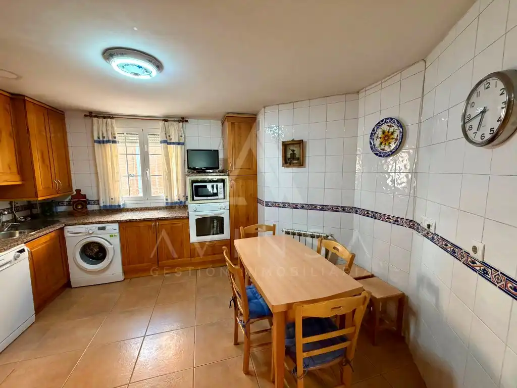Cuina de Casa o xalet en venda en Guadalajara