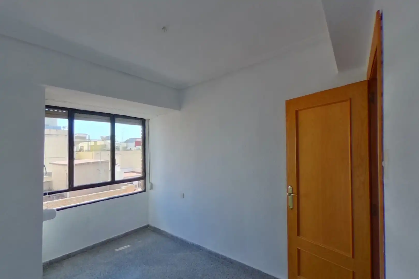 Bedroom of Flat for sale in Paterna