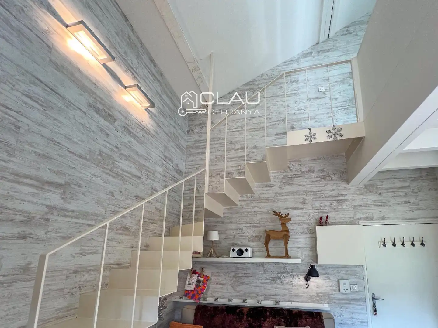 Attic for sale in Roussel, 6, Bourg - Madame