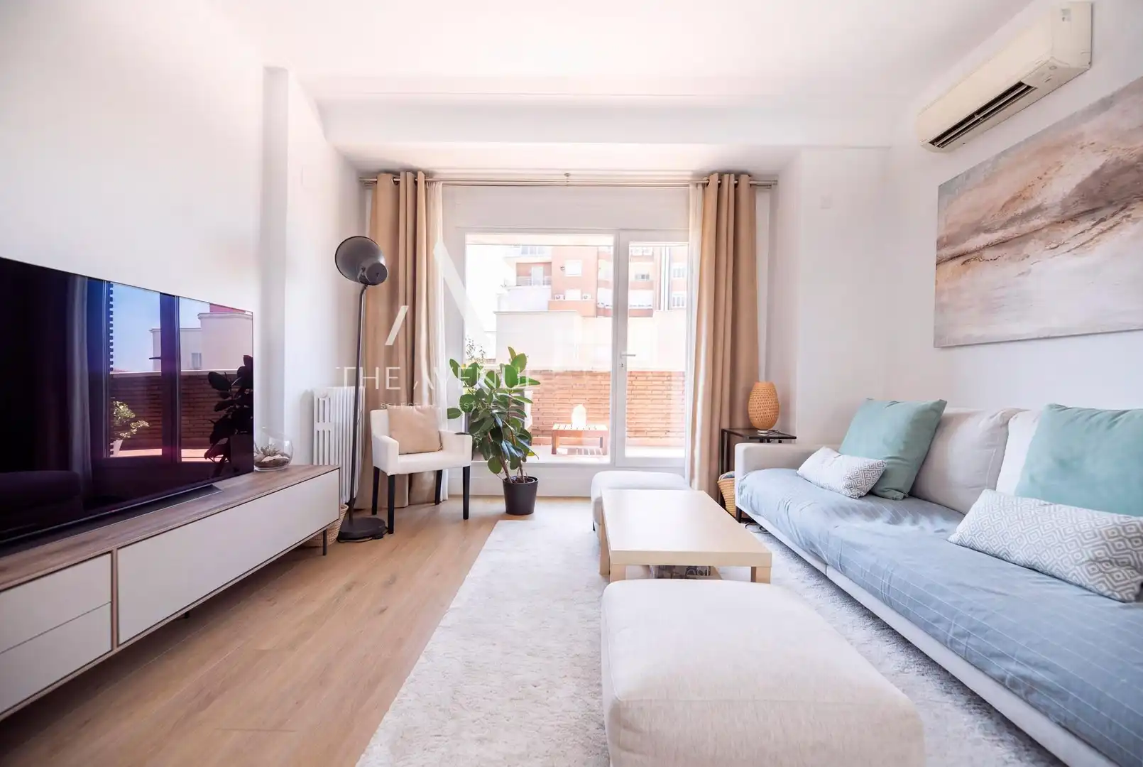 Living room of Attic for sale in Madrid  with Terrace and Storage room