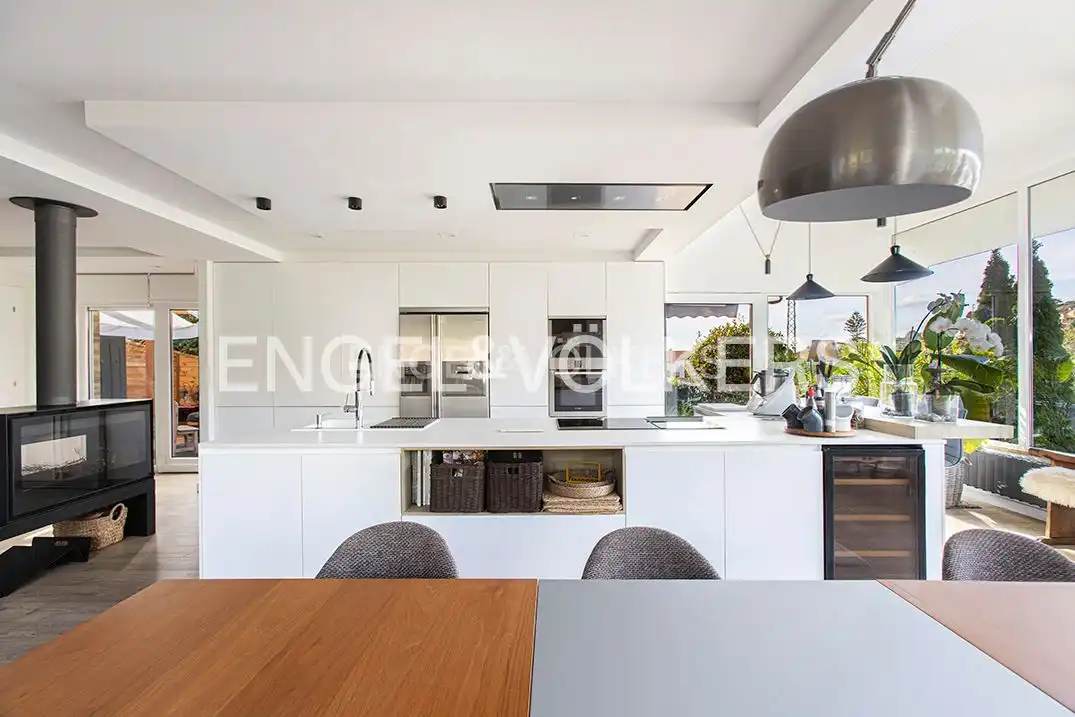 Cocina de Casa o chalet en venta en Gijón  con Calefacción, Jardín privado y Terraza